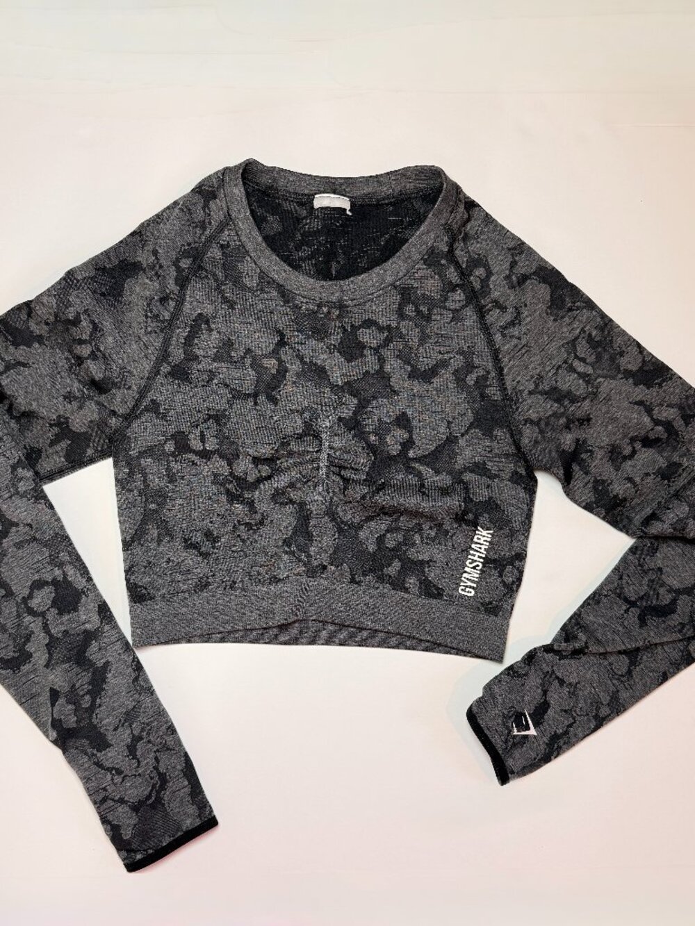 GYMSHARK Adapt Camo Seamless Long Sleeve Crop Top Gray Black S, Thumbholes Gym